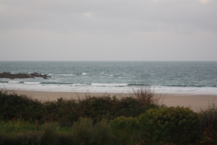 Petite houle et vent on shore