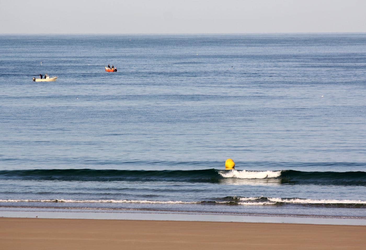 Petites houlette propre vent faible ça surfouille !! Petites houlette propre vent faible ça surfouille !!