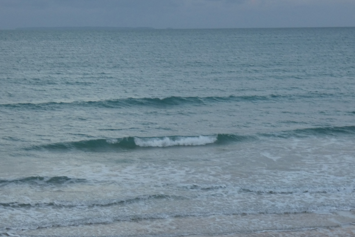 Houle courte d’ouest en baisse pas de vagues !!! Houle courte d’ouest en baisse pas de vagues !!!