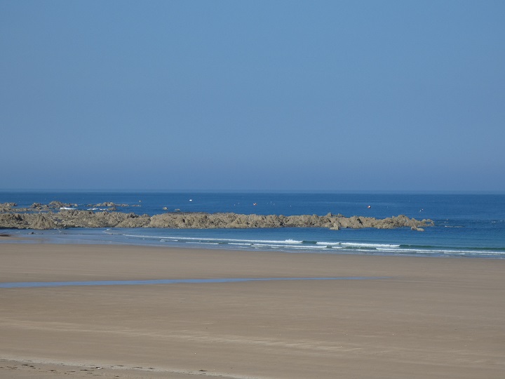 Mini vagues et beau temps Mini vagues et beau temps