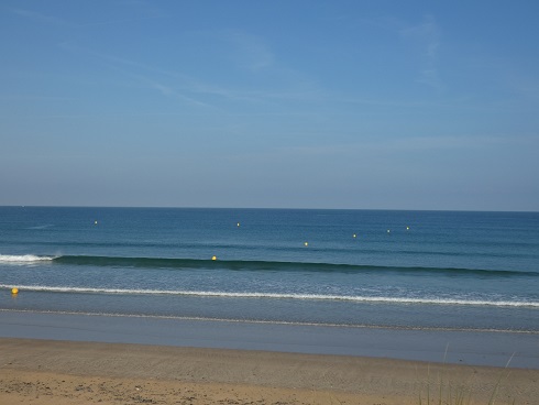 Petites vagues propres Petites vagues propres