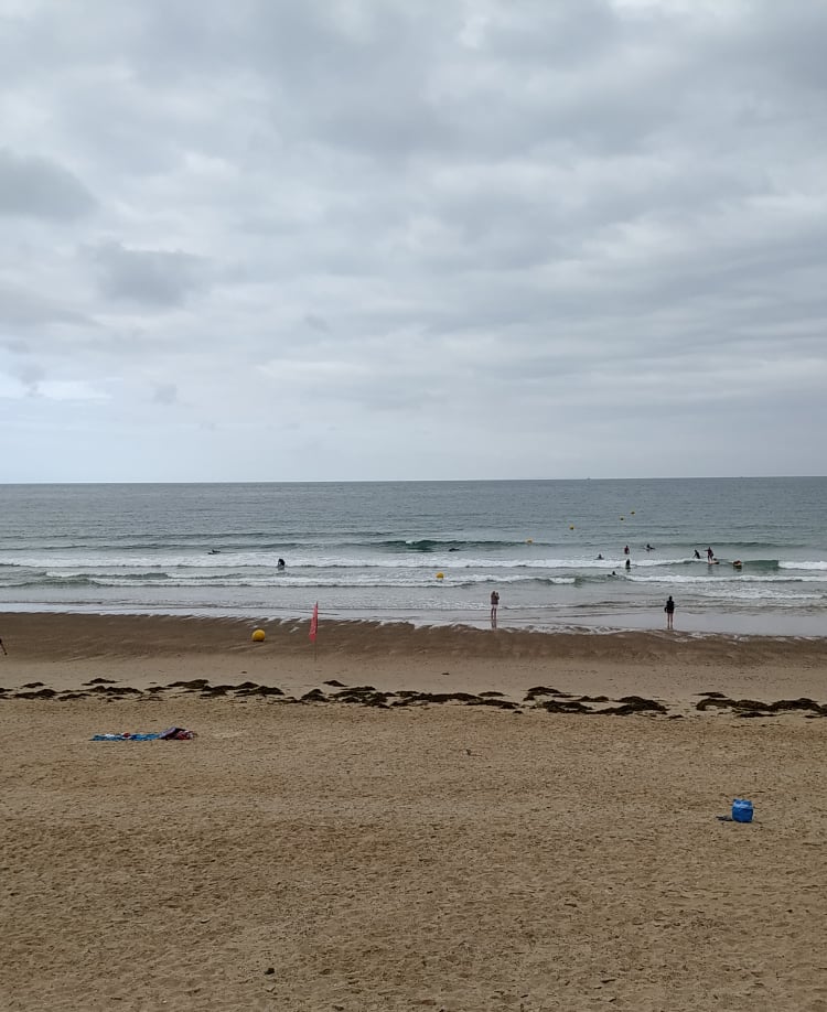 REPORT Le Rozel – 1 Août – Petites vagues légèrement vrillées ! REPORT Le Rozel – 1 Août – Petites vagues légèrement vrillées !