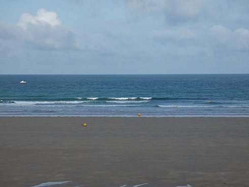 Vagues de 50 cm légèrement ridées ☀️ Vagues de 50 cm légèrement ridées ☀️