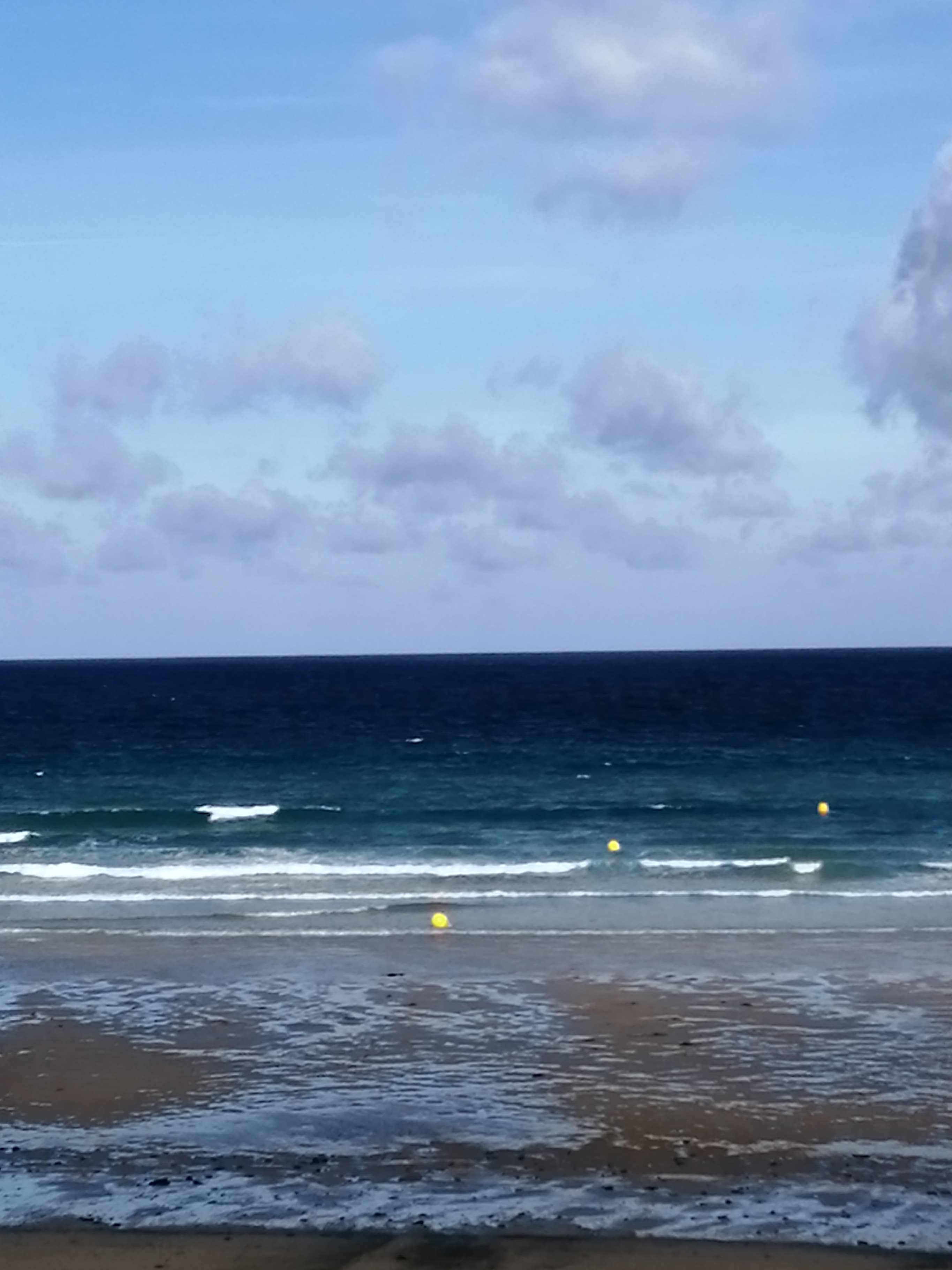 Petites vagues agitées … Petites vagues agitées …