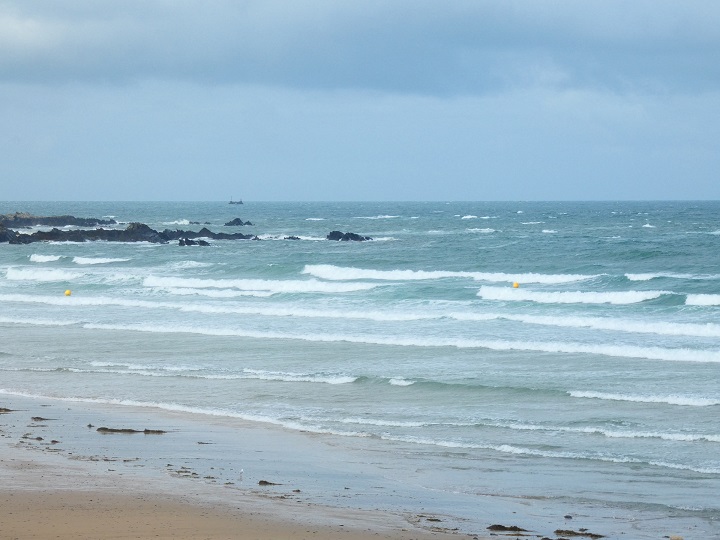 Vagues agitées et vent d’Ouest Vagues agitées et vent d’Ouest