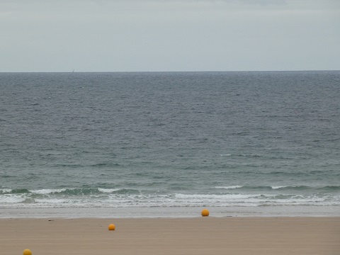 Petites vagues agitées Petites vagues agitées