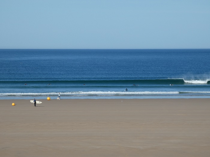 Jolies vagues et soleil Jolies vagues et soleil