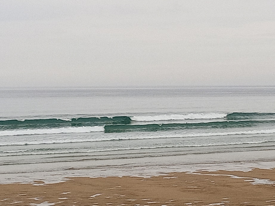 Petite houle glassy Petite houle glassy