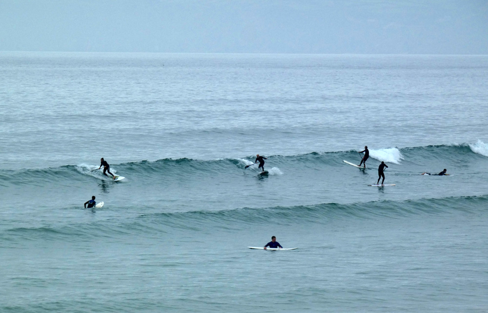 Petite houle en hausse vent Ouest faible !! du monde à l’eau !! Petite houle en hausse vent Ouest faible !! du monde à l’eau !!