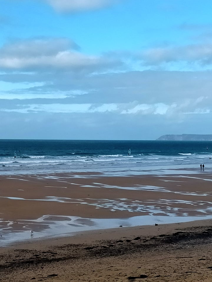 Petites vagues agitées Petites vagues agitées