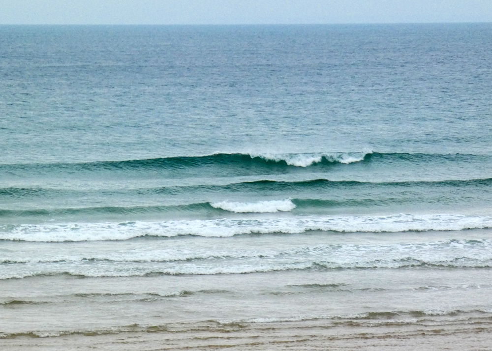 Petites vagues vent SUD en hausse Petites vagues vent SUD en hausse