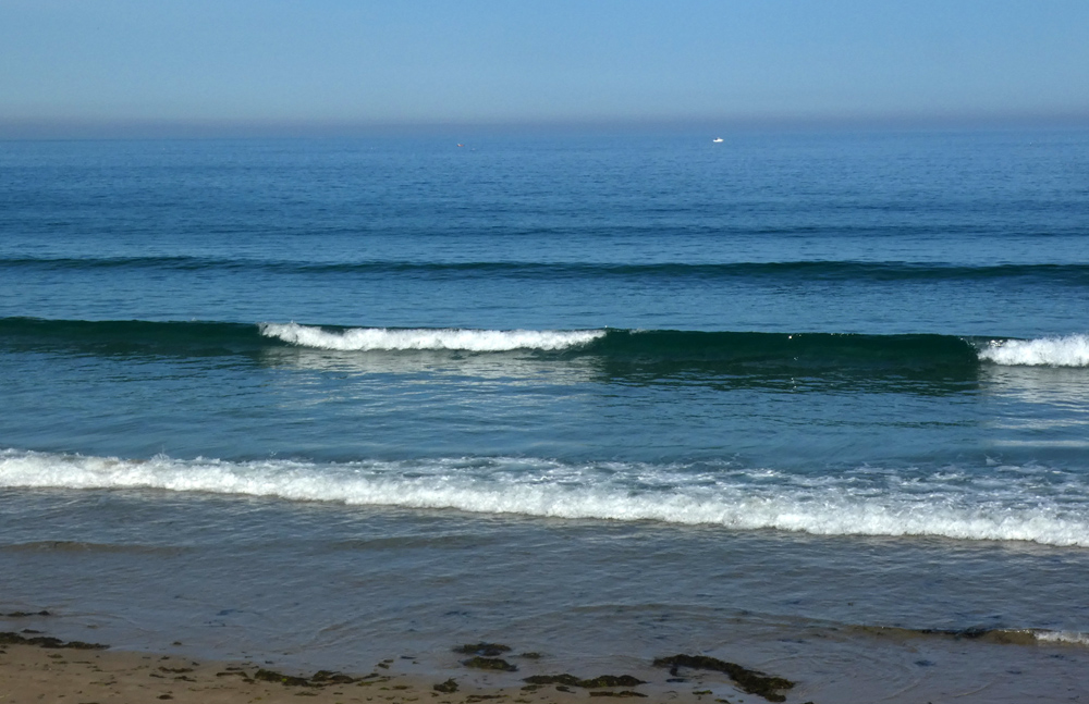 Petites vagues propre et vent faible Petites vagues propre et vent faible